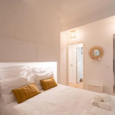 Διαμέρισμα Fusion - Charme De L'ancien Et Confort Moderne - Vieux - 2 - Wifi - 5 Min Des Plages - 30 Min De Cannes Et Monaco *